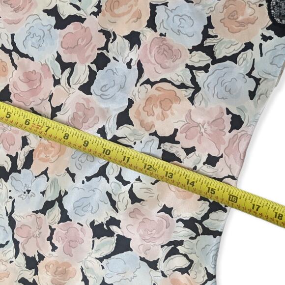 Delicate y2k Lacy Pastel Floral Negligee - Picture 7 of 8